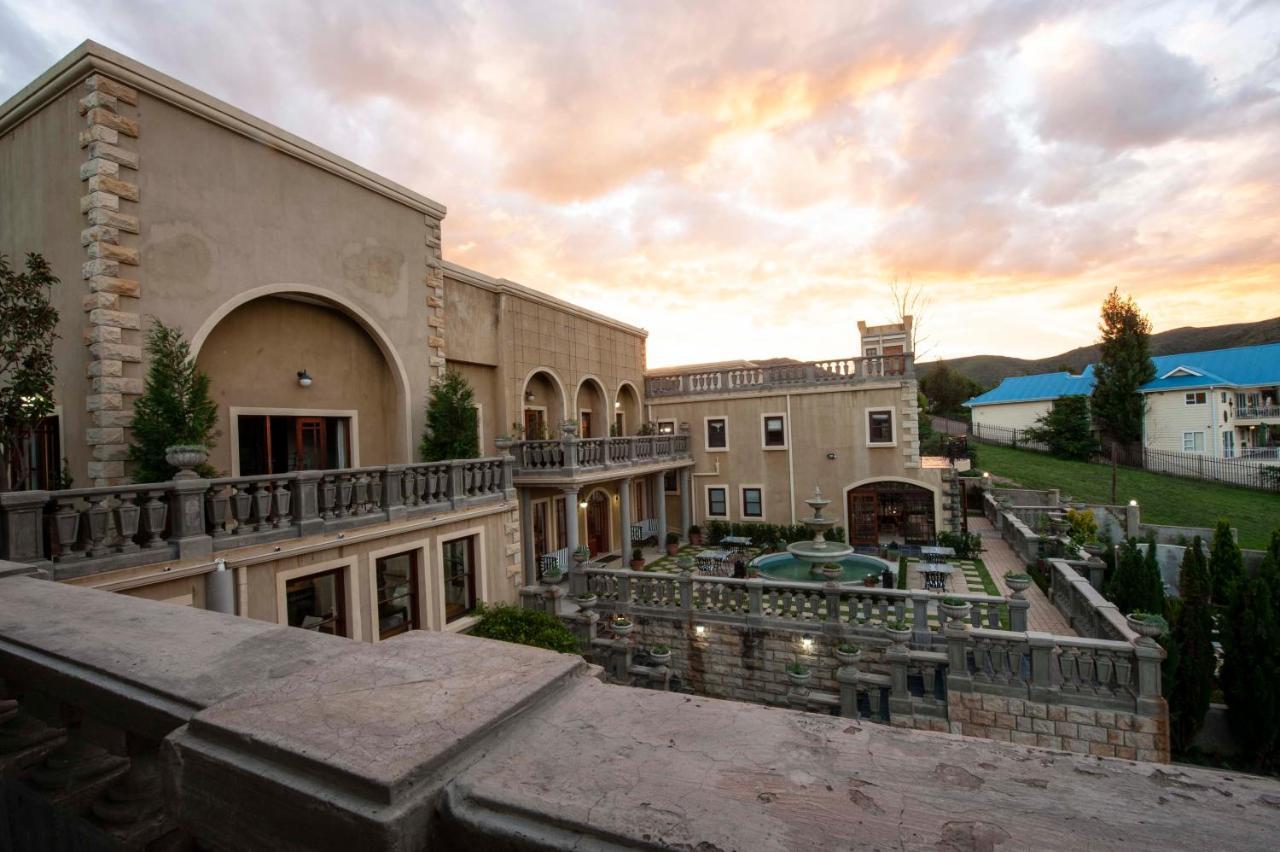 Il Castello Hotel Clarens Ngoại thất bức ảnh
