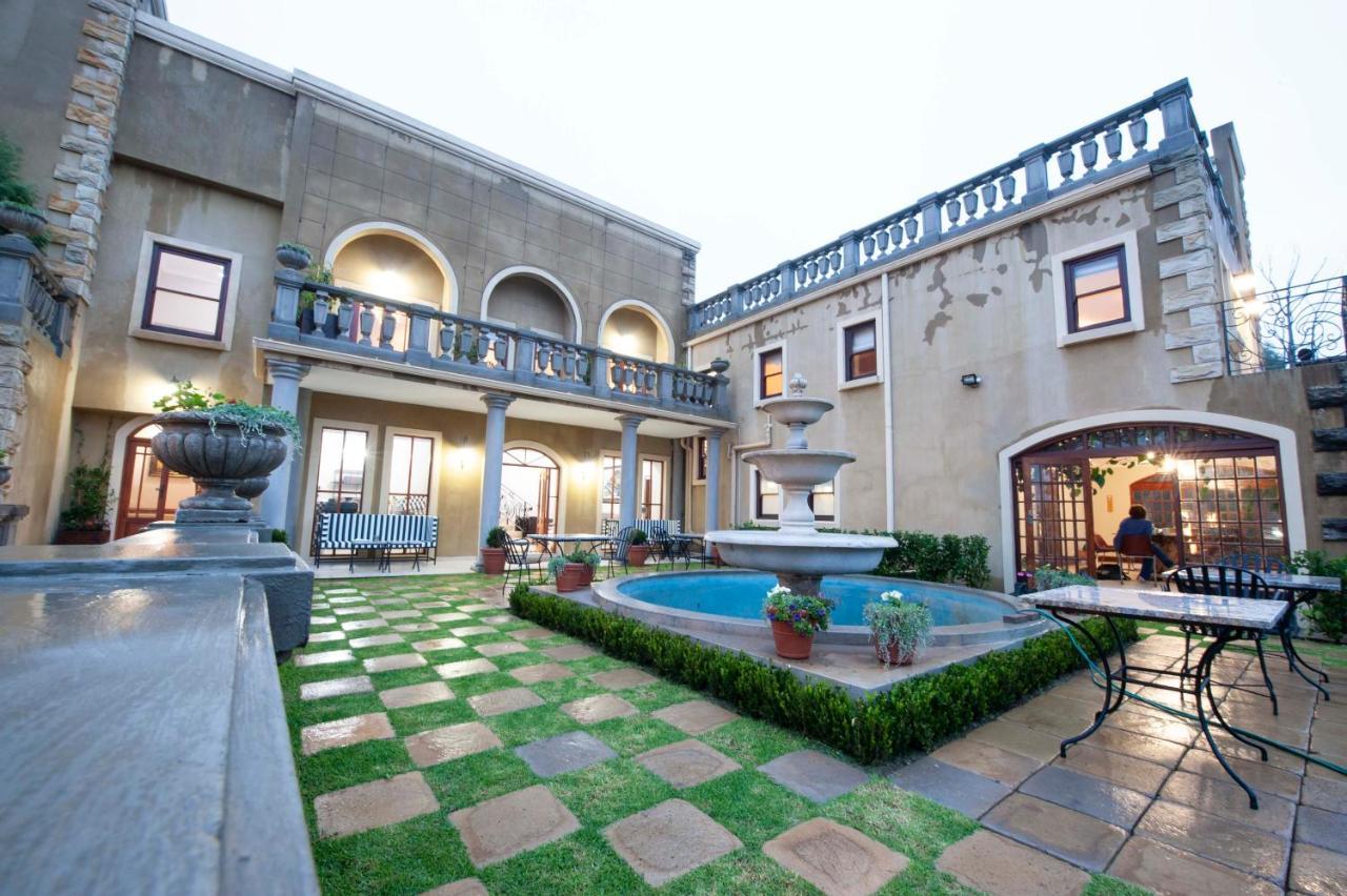 Il Castello Hotel Clarens Ngoại thất bức ảnh