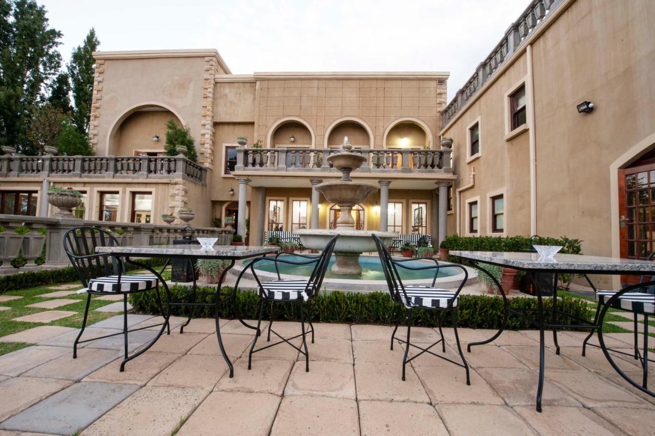 Il Castello Hotel Clarens Ngoại thất bức ảnh