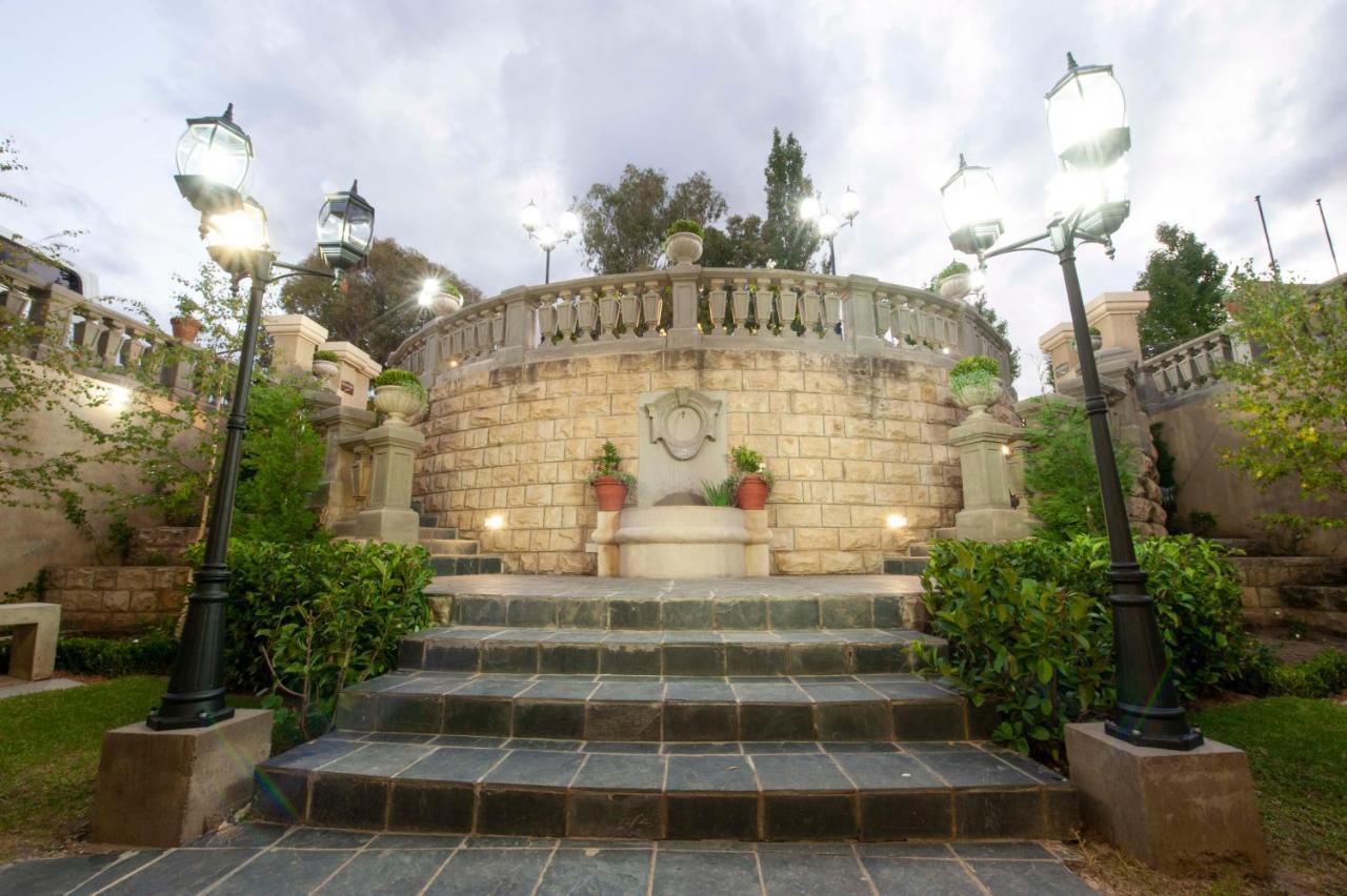 Il Castello Hotel Clarens Ngoại thất bức ảnh